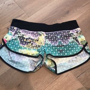 Lulu lemon size 6 running shorts